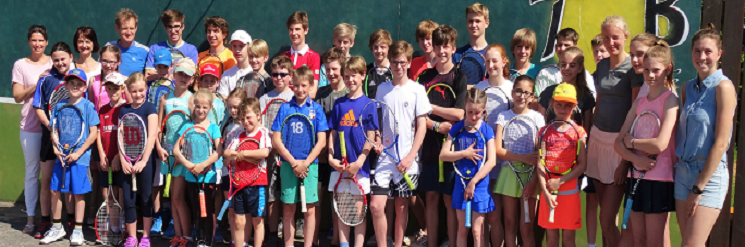 Mehr über den Artikel erfahren Ein unvergesslicher Sommer: Das Tennis-Ferien-Camp 2024 beim TC Bissendorf